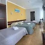 Guest house Residencia Aviz Peniche