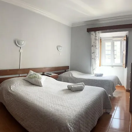 Residencia Aviz Пениши