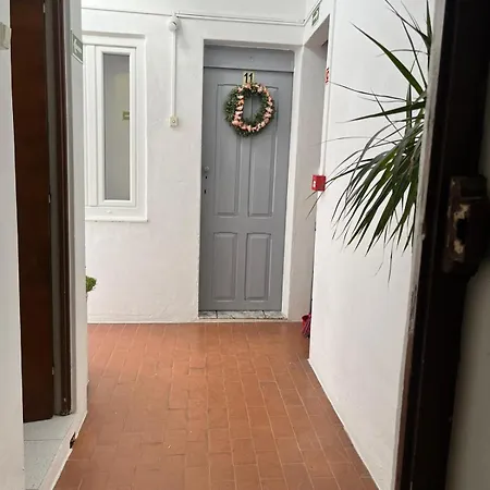 Residencia Aviz Penzion Peniche