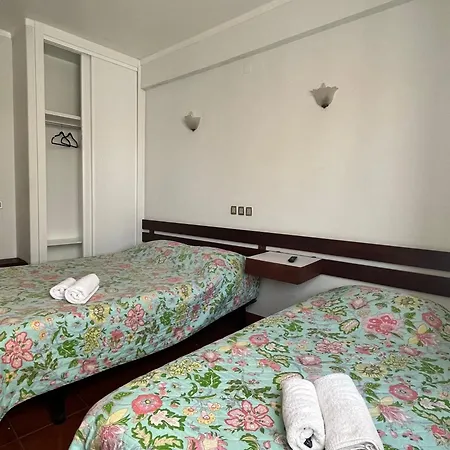 Residencia Aviz * 페니케