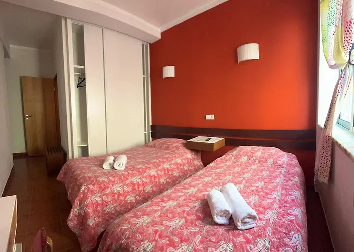 Residencia Aviz Гостевой дом