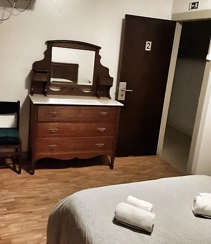 Residencia Aviz Гостевой дом Пениши